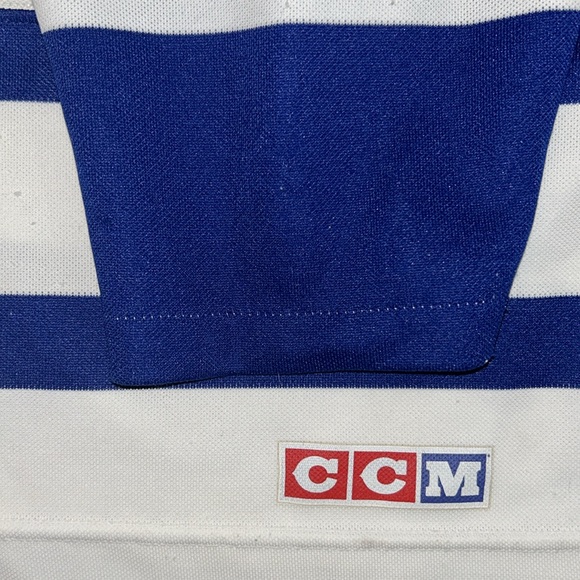 Toronto Maple Leafs CCM 1992-97 NHL Jersey - Picture 5 of 6
